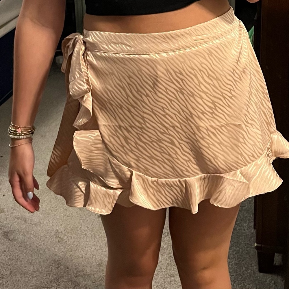 DO+BE Rose Gold Skort